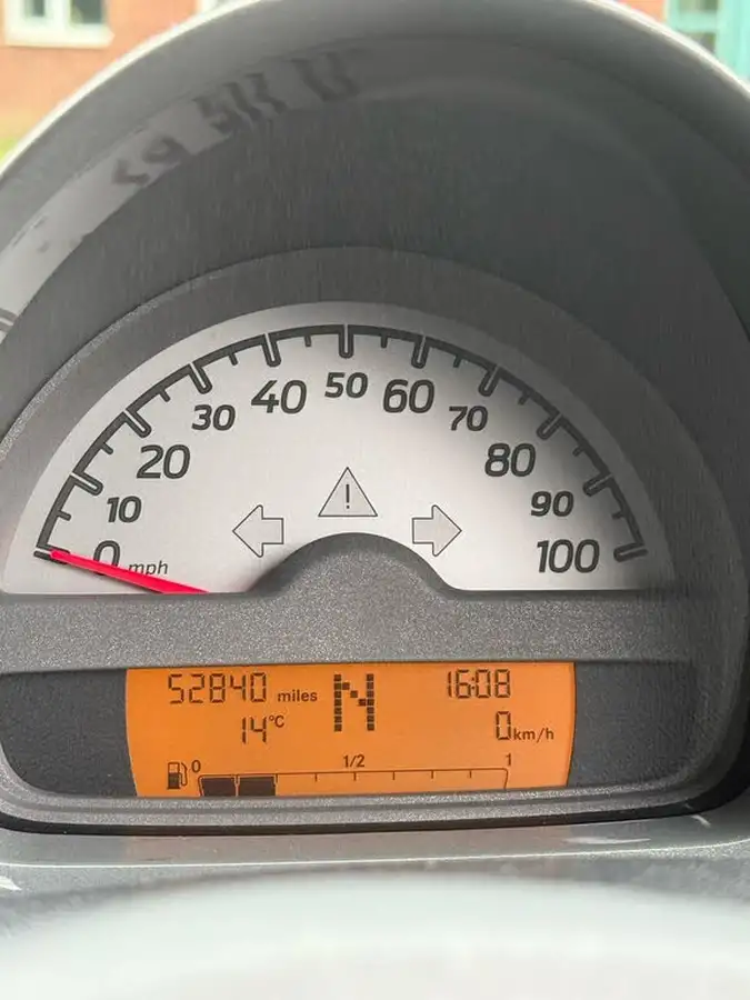 2009-smart-fortwo-10-passion-71bhp-coupe-big-10