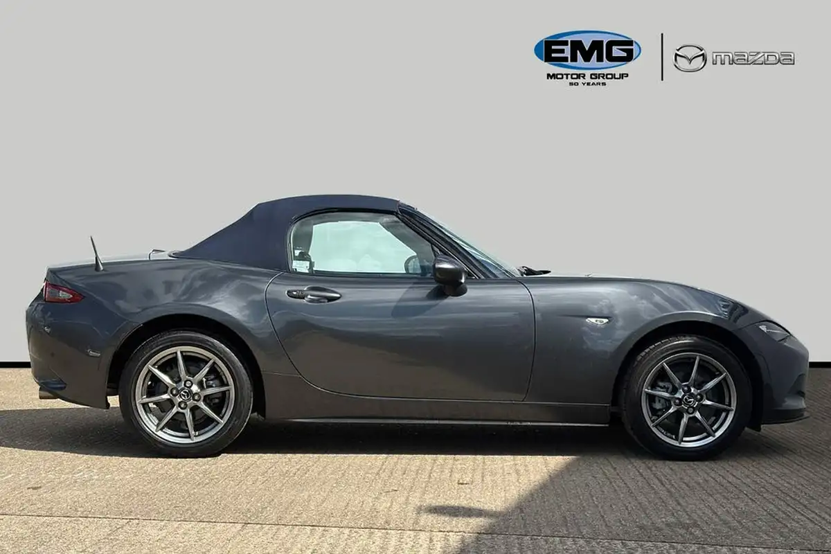 2023-mazda-mx-5-15-kizuna-big-2