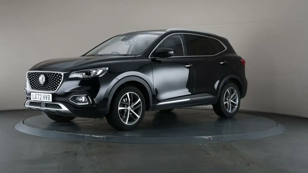 2022-mg-hs-15t-gdi-exclusive-162ps-big-34