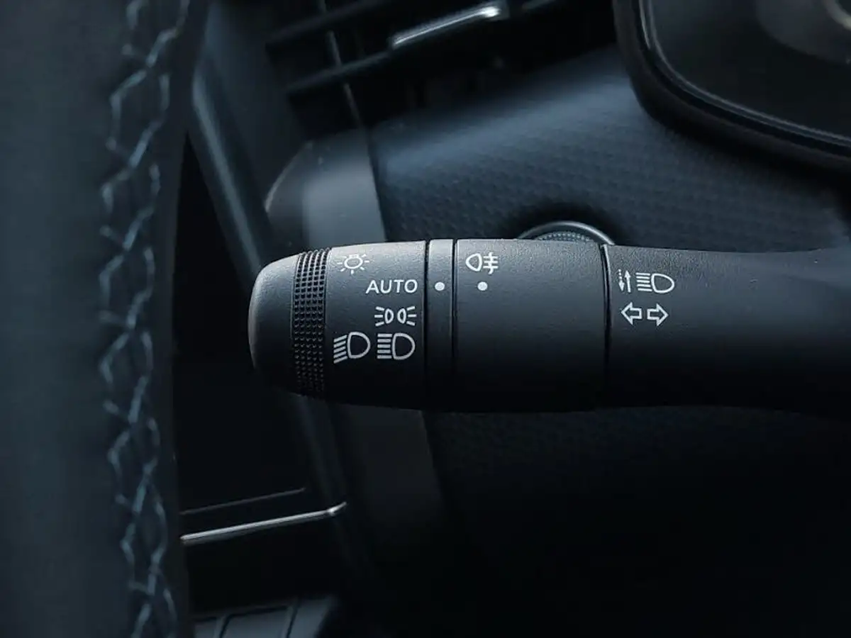 2023-renault-clio-16-evolution-big-18