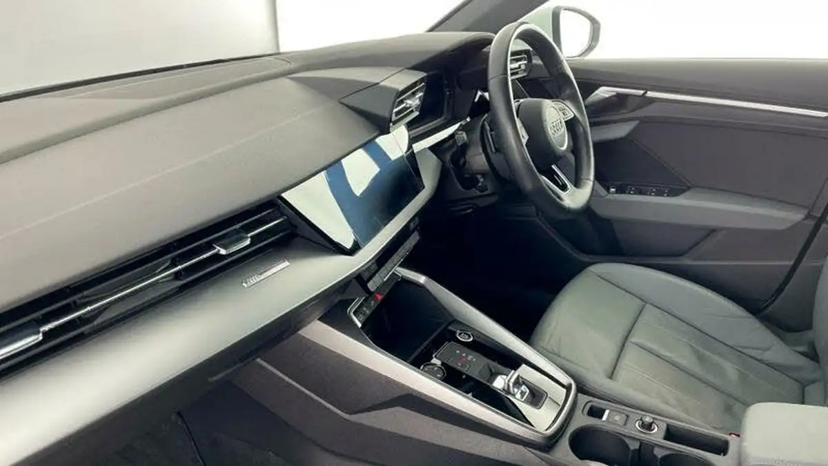 2022-audi-a3-14-40-tfsi-e-sport-big-1