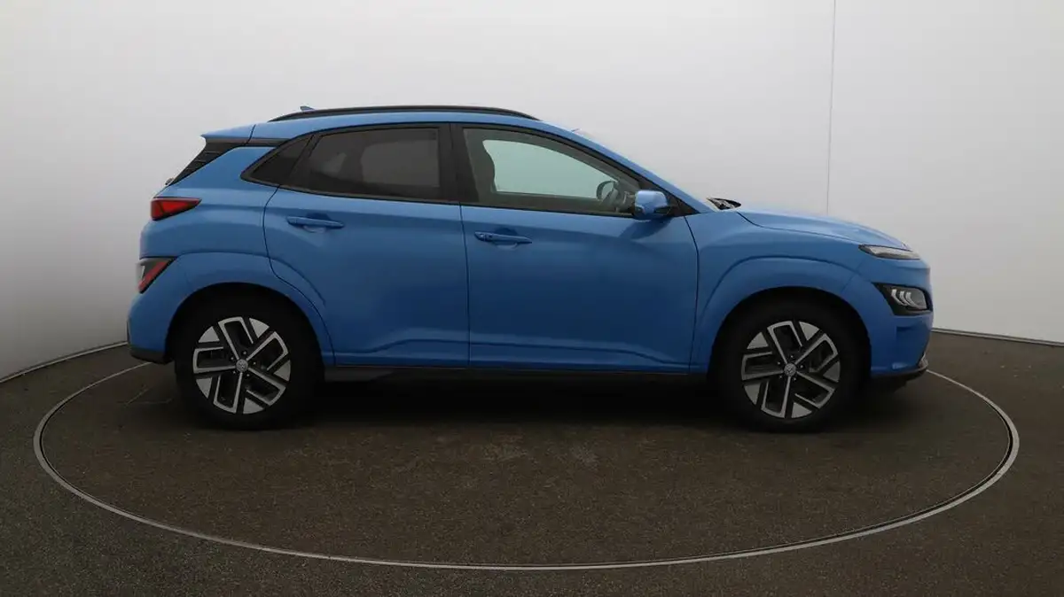 2022-hyundai-kona-e-premium-204ps-64kwh-7kw-obc-big-41