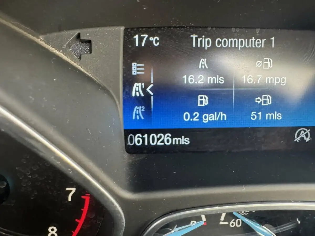2018-ford-focus-10t-titanium-125ps-hatchback-big-42