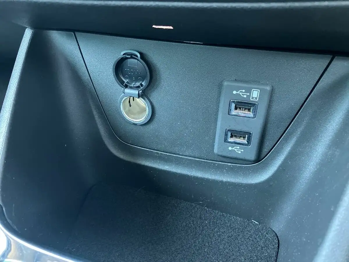 2021-vauxhall-crossland-12-ultimate-auto-big-31