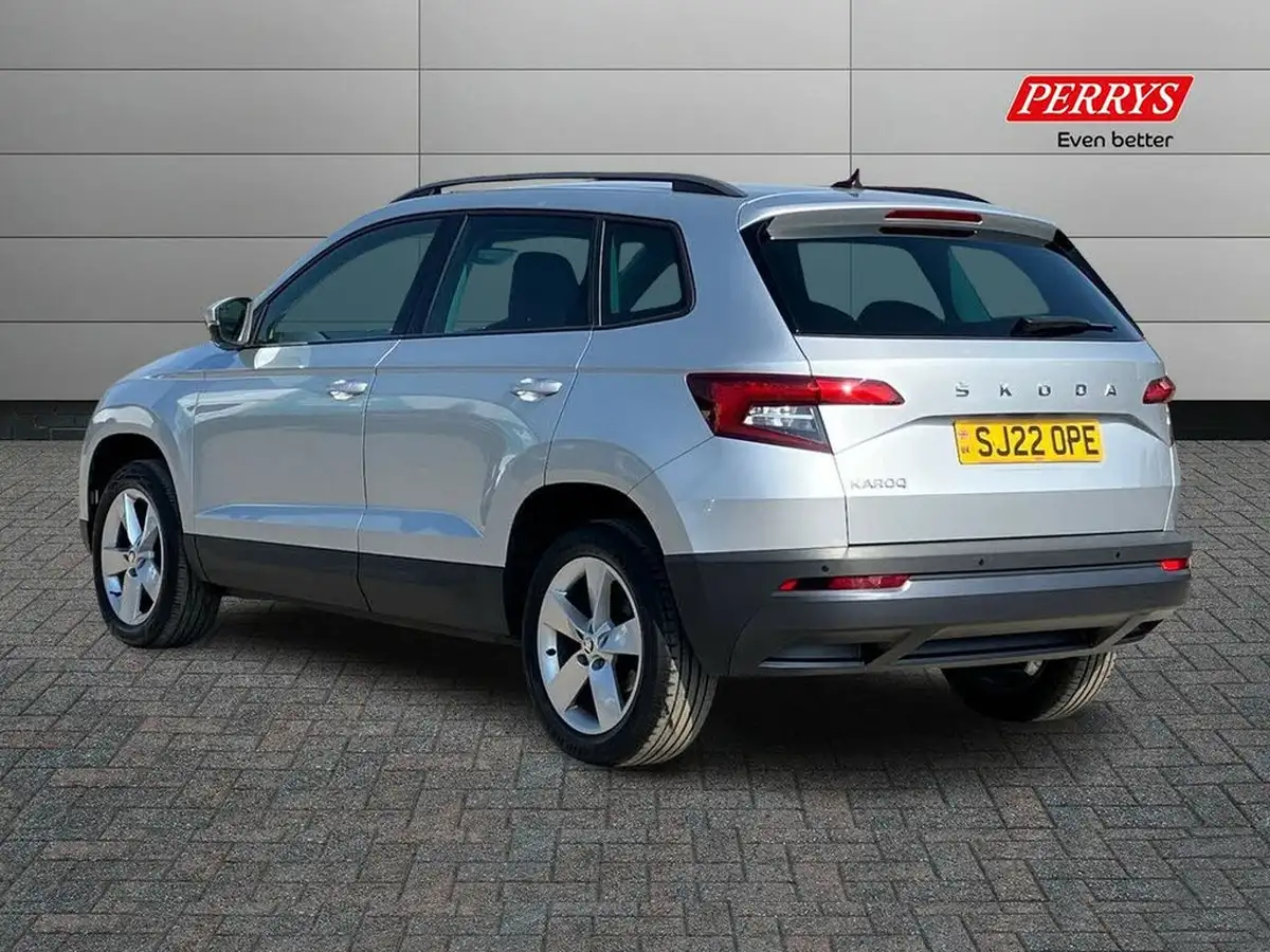 2022-skoda-karoq-10-tsi-se-big-1