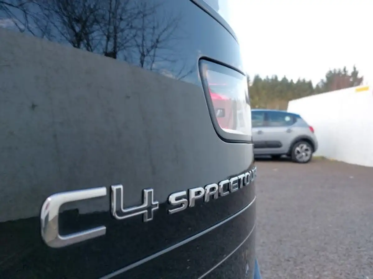 2022-citroen-grand-c4-spacetourer-15bluehdi-shine-big-12