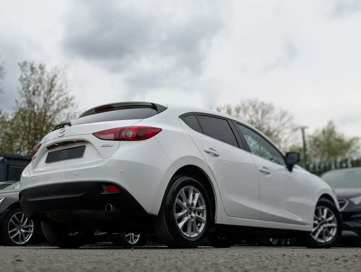 2016-mazda-mazda3-15td-se-l-nav-skyactiv-d-hatchback-5d-auto-big-6