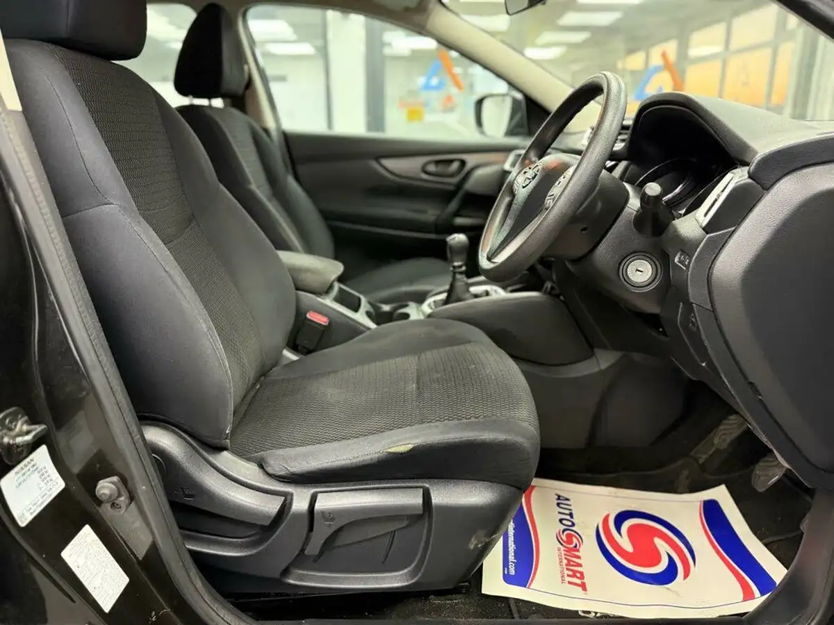 2014-nissan-qashqai-15dci-visia-big-34