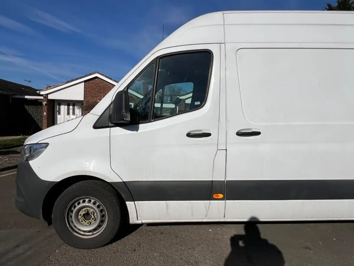 2020-mercedes-benz-sprinter-21cdi-314-l2h1-panel-van-fwd-big-37