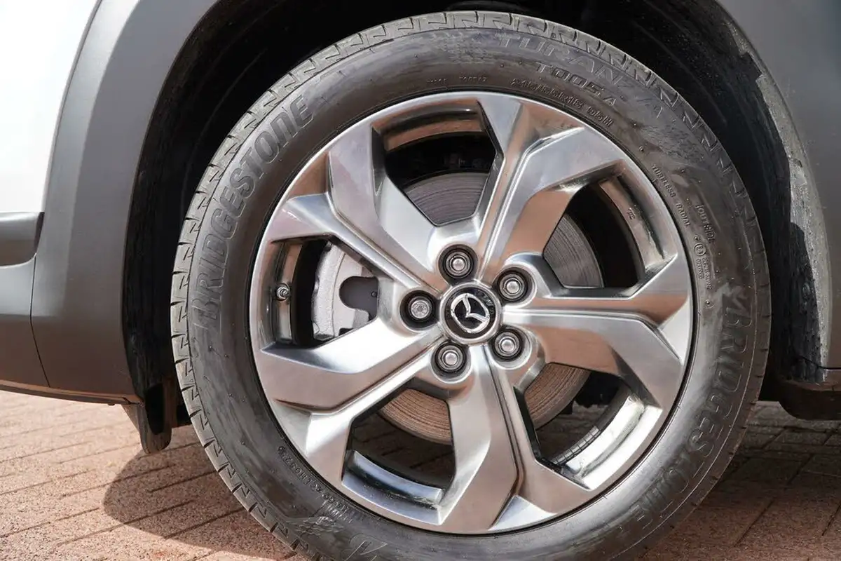 2023-mazda-mx-30-e-exclusive-line-145ps-0cc-big-32