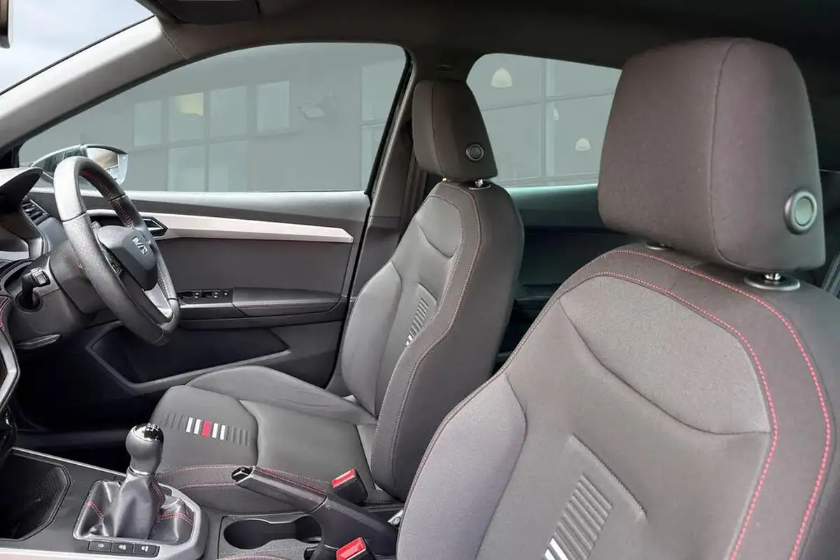 2021-seat-arona-10-tsi-fr-110ps-big-15