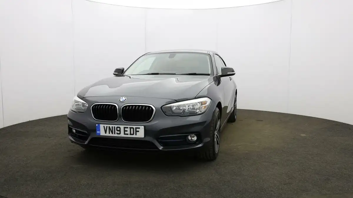 2018-bmw-1-series-15-118i-sport-3d-big-31