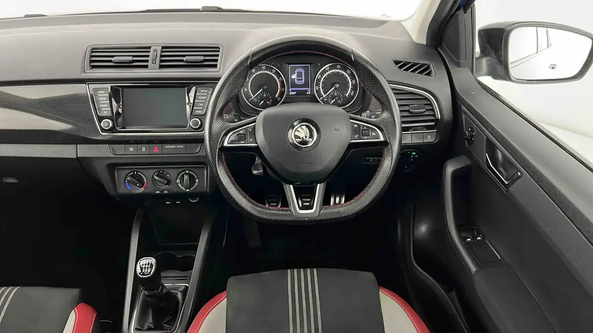 2018-skoda-fabia-10-tsi-monte-carlo-109ps-ss-estate-big-9