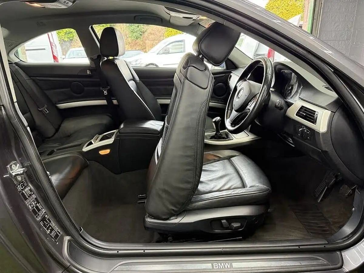 2008-bmw-3-series-20-320i-se-coupe-2d-big-22