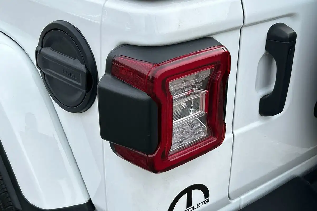 2021-jeep-wrangler-20-gme-night-eagle-big-28