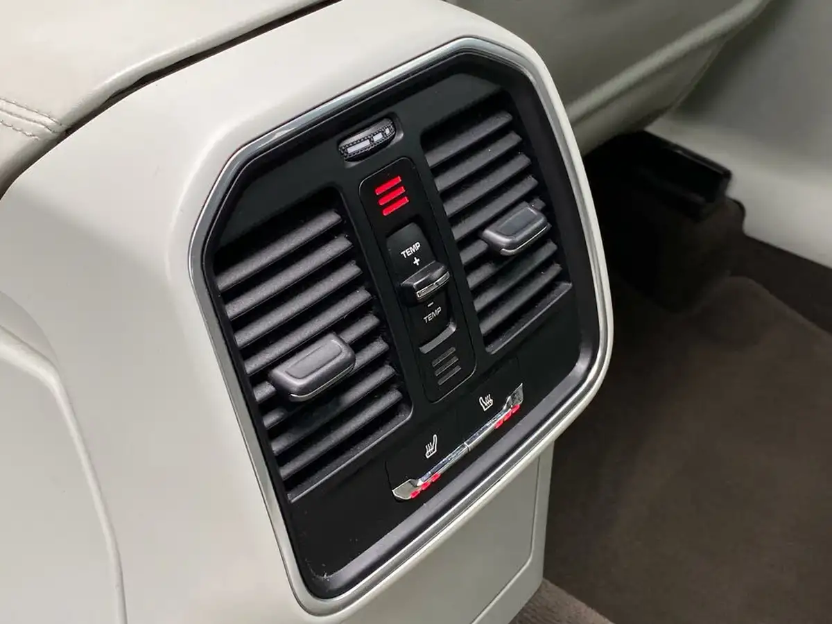 2016-porsche-macan-36-turbo-400ps-awd-big-64