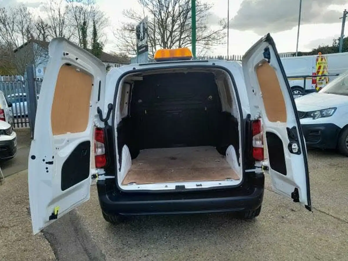 2021-peugeot-partner-15-bluehdi-1000-grip-100ps-eu6dt-big-9