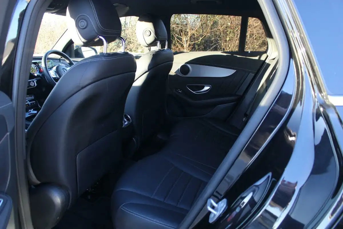 2021-mercedes-benz-eqc-e-eqc-400-amg-line-big-22