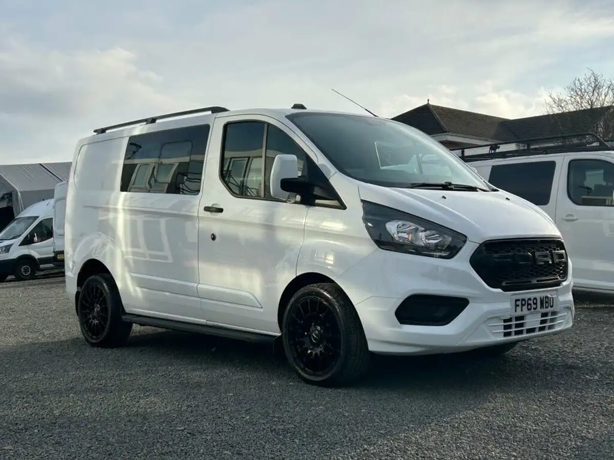 2019-ford-transit-custom-20tdci-300-l1h1-leader-105pseu6dt-double-cab-in-van-big-1
