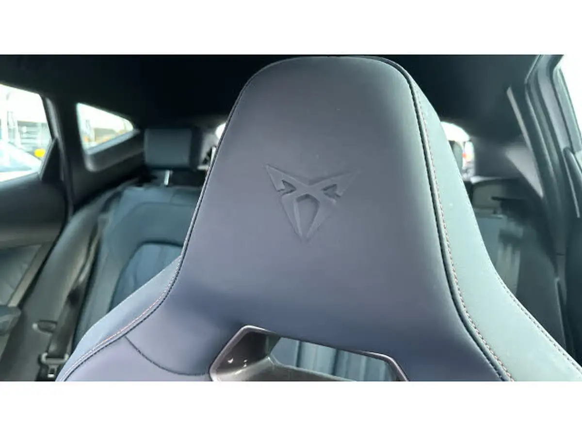 2024-cupra-formentor-14-e-hybrid-v2-big-26