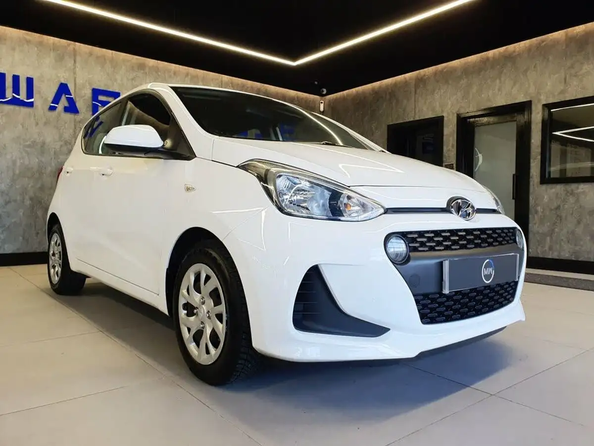 2018-hyundai-i10-12-se-big-9