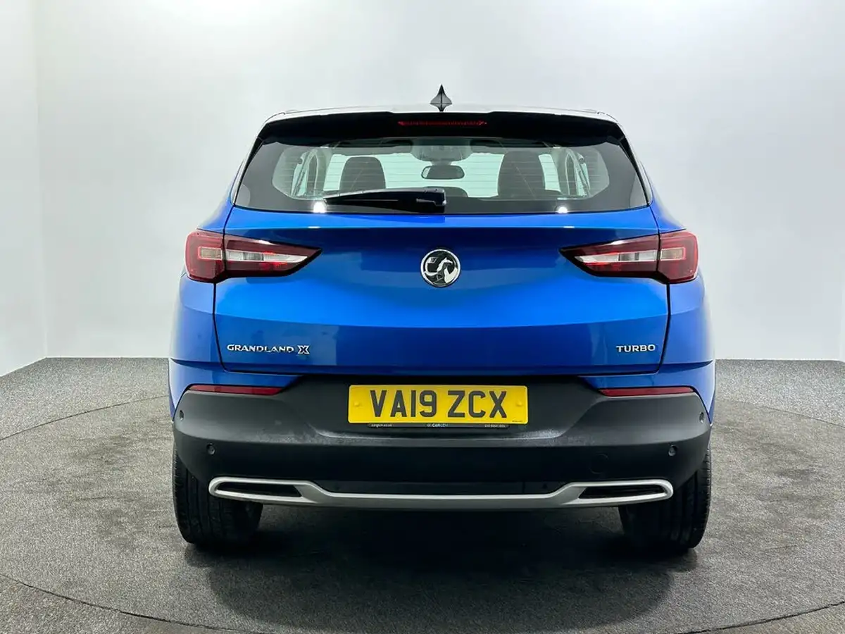2019-vauxhall-grandland-x-12-sport-nav-big-4