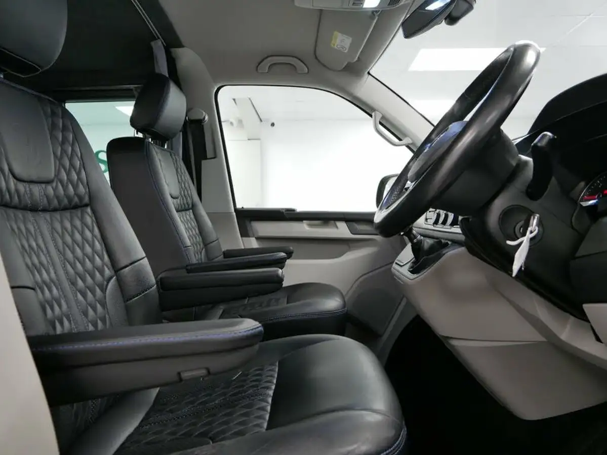 2017-volkswagen-transporter-20tdi-t32-highline-bmt-swb-150pseu6-kombi-big-36