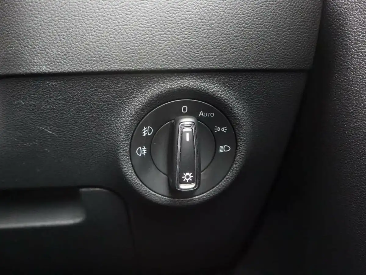2018-skoda-karoq-10-tsi-se-l-ss-big-24