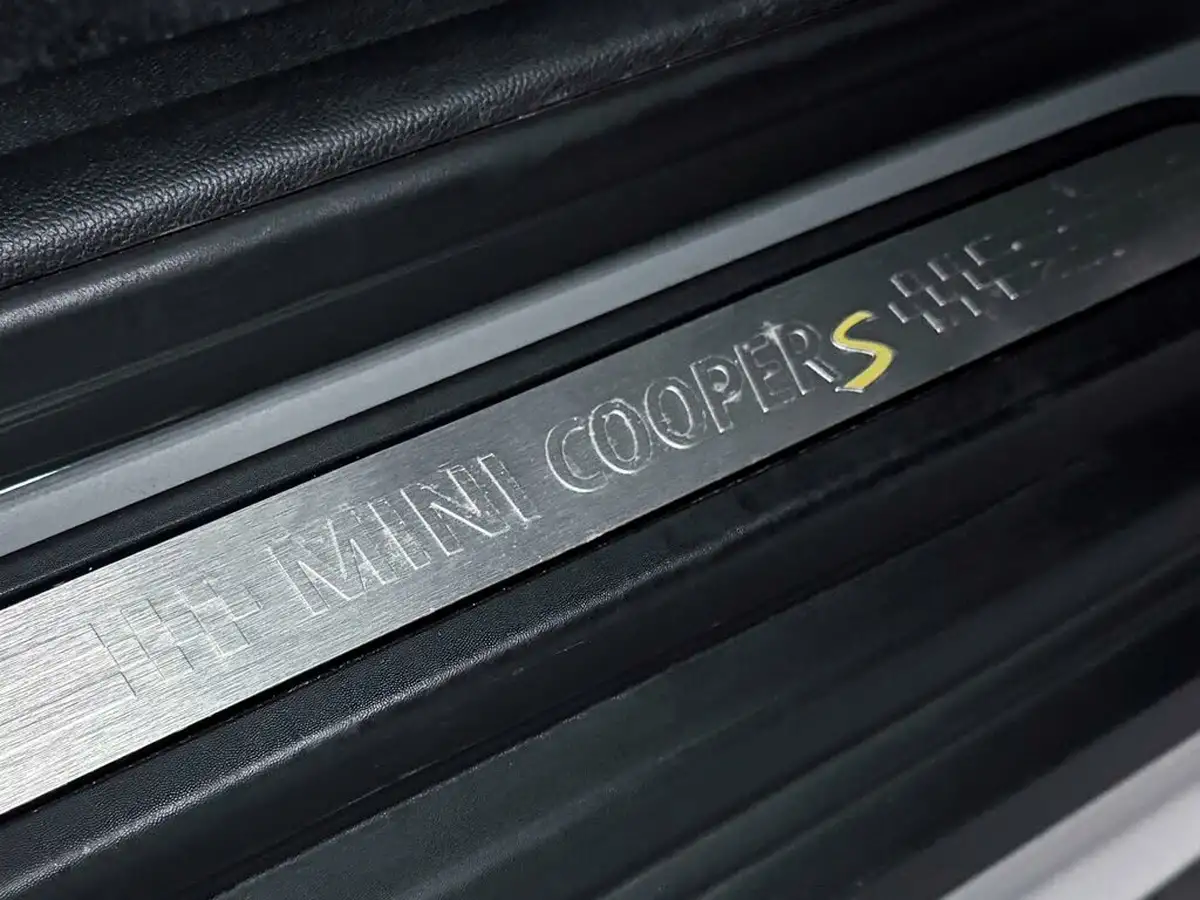 2021-mini-countryman-15-cooper-s-e-phev-exclusive-big-19