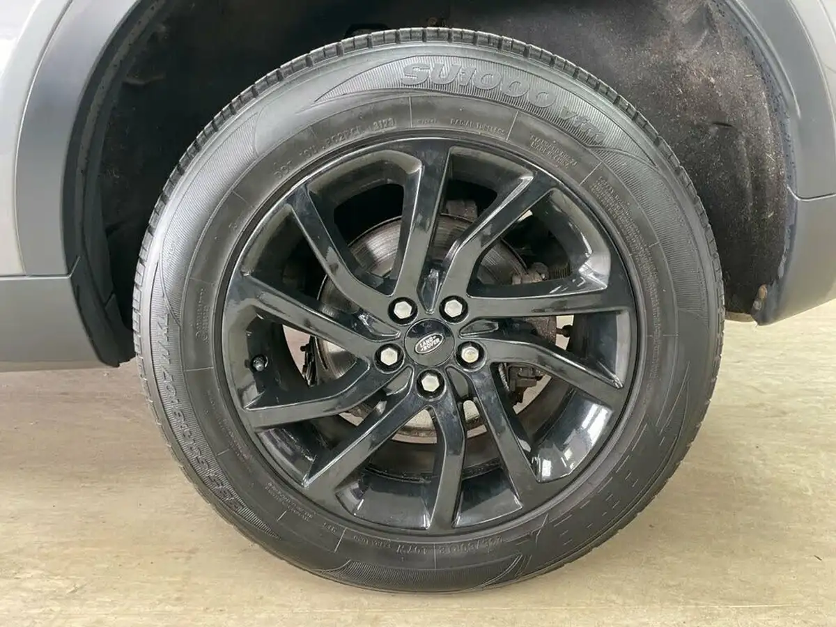 2018-land-rover-discovery-sport-20td4-se-182ps-big-15