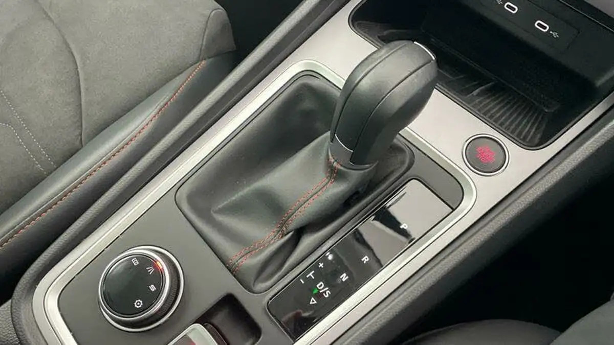 2024-seat-ateca-15-ecotsi-fr-dsg-big-24