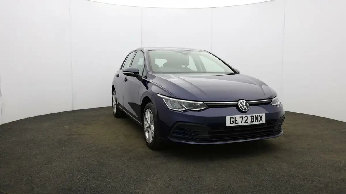 2022-volkswagen-golf-15-tsi-life-130ps-hatchback-big-37