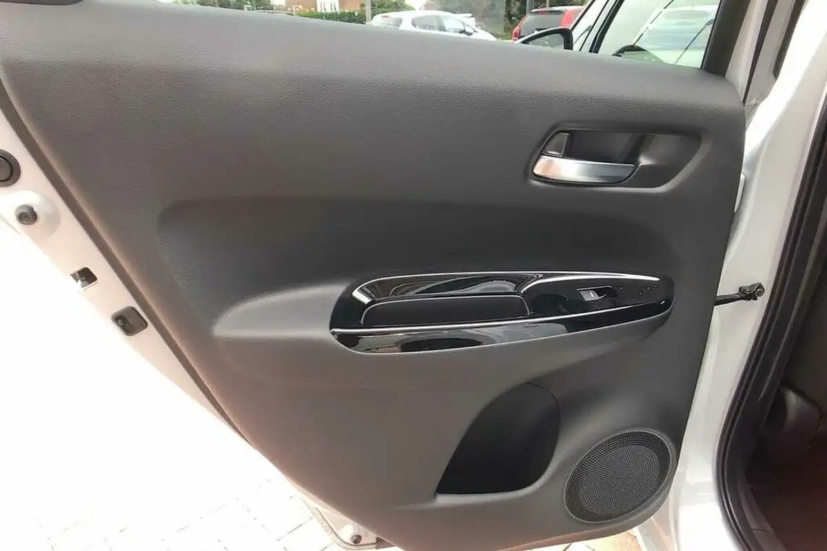 2022-honda-jazz-15-i-mmd-ex-107ps-big-35