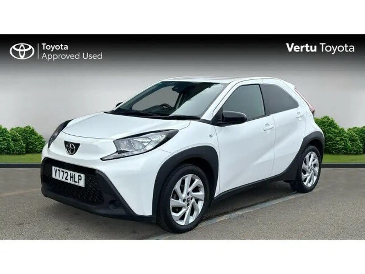 2022-toyota-aygo-x-10-vvt-i-pure-big-2