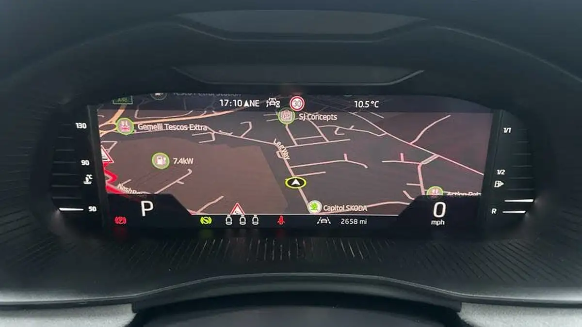 2024-skoda-kamiq-10-tsi-se-l-116ps-dsg-big-9