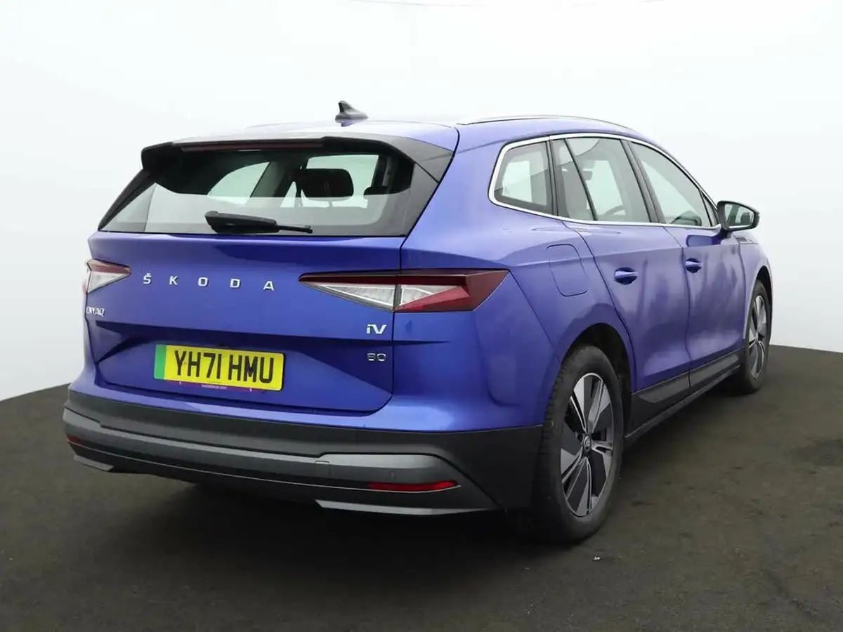 2021-skoda-enyaq-e-80-82-kwh-big-4