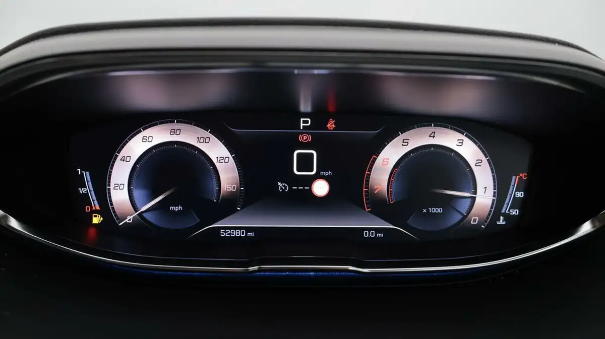 2020-peugeot-5008-suv-16-puretech-gt-line-premium-big-10