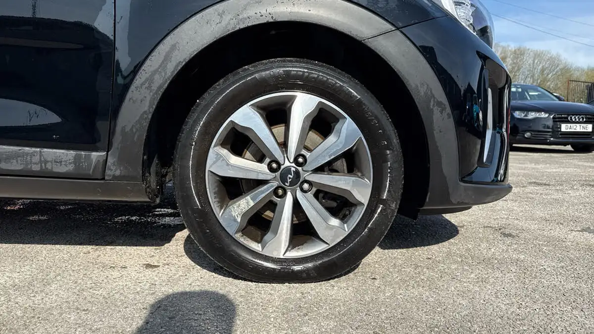 2022-kia-stonic-10-t-gdi-2-big-19