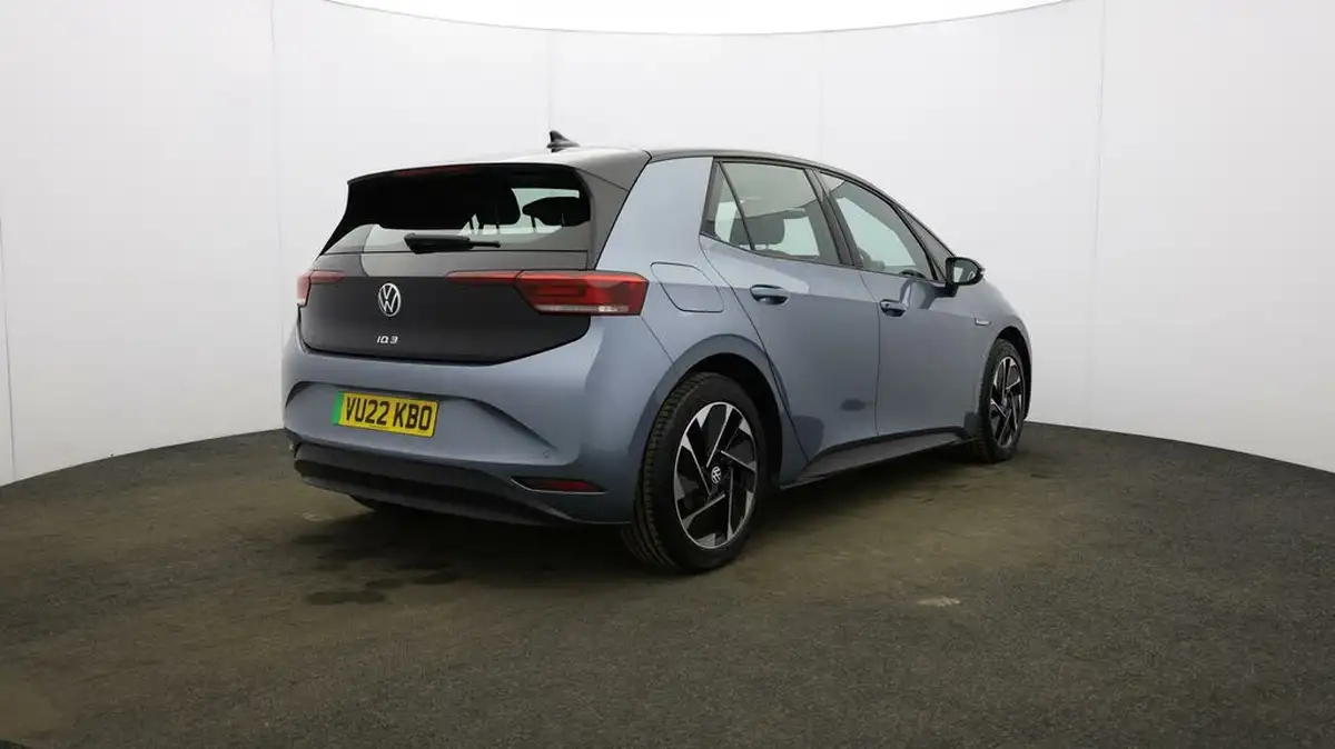2022-volkswagen-id3-e-life-204ps-58kwh-pro-performance-big-6