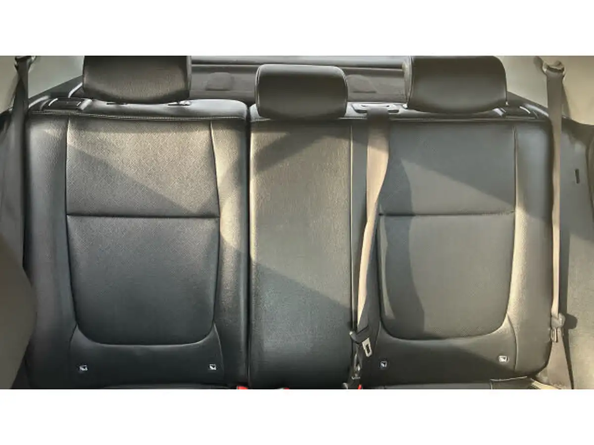2020-kia-stonic-10-t-gdi-4-dct-big-14
