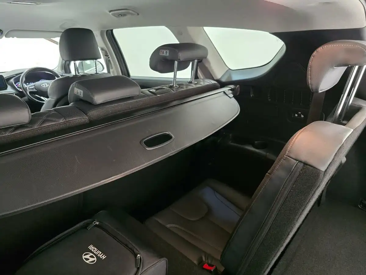 2022-hyundai-santa-fe-16-t-gdi-premium-265ps-4wd-phev-big-7