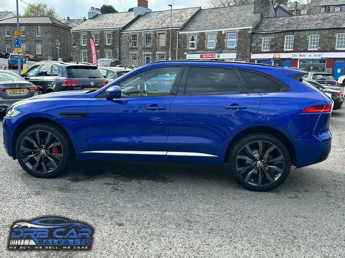 2016-jaguar-f-pace-30td-1st-edition-big-3