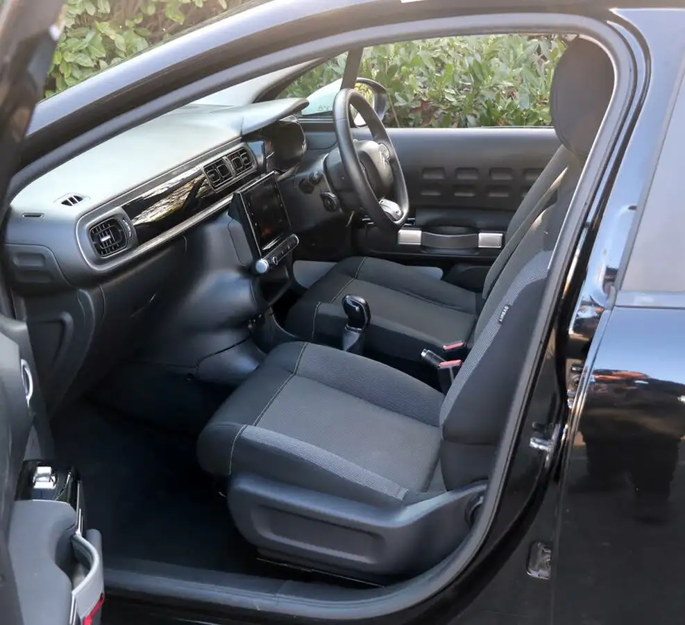 2017-citroen-c3-12-puretech-feel-82ps-big-14
