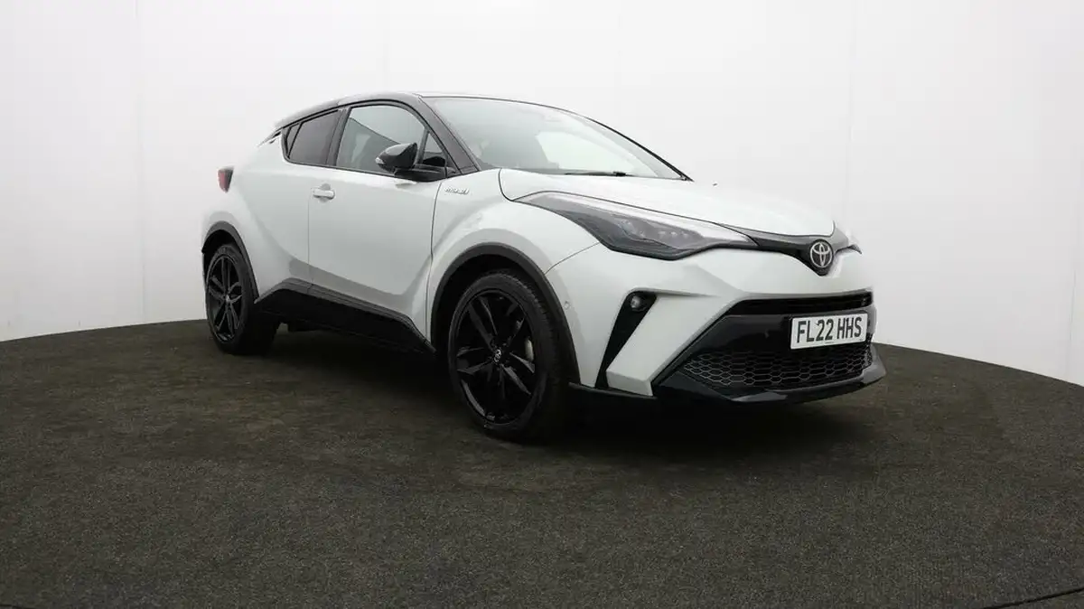 2022-toyota-c-hr-18-vvt-i-gr-sport-big-0