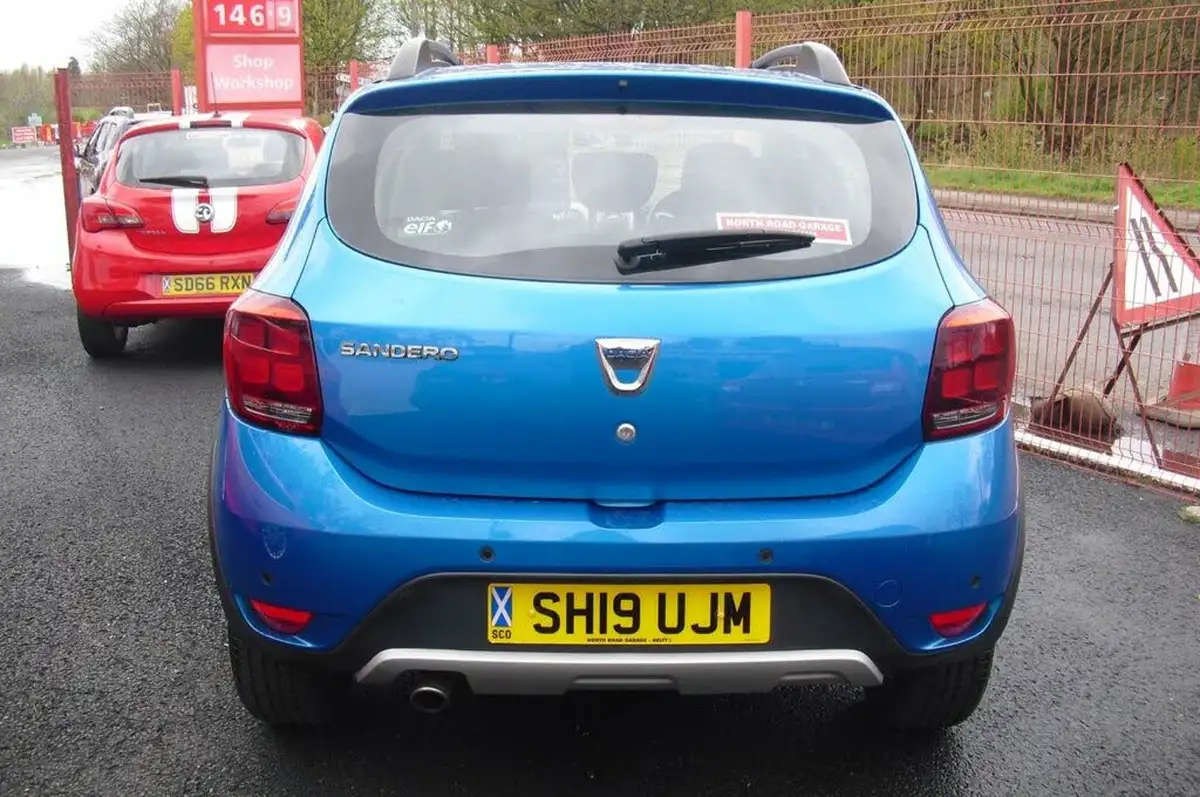 2019-dacia-sandero-stepway-09-tce-comfort-big-2