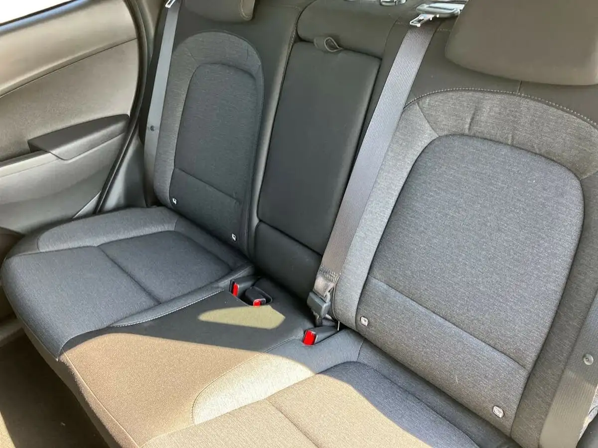2022-hyundai-kona-e-premium-204ps-64kwh-7kw-obc-big-18