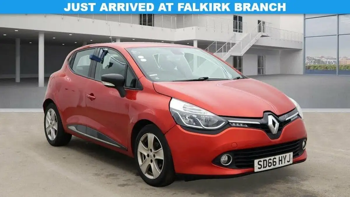2016-renault-clio-12-dynamique-nav-16v-big-0