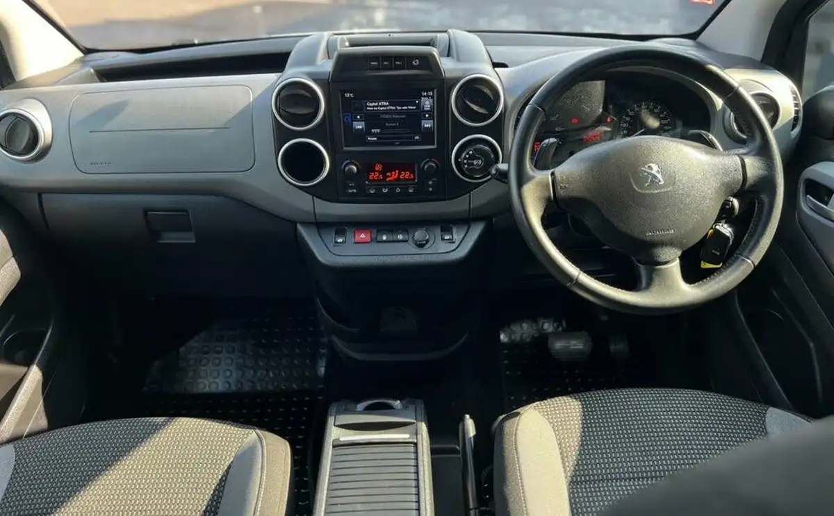 2017-peugeot-partner-16-bluehdi-tepee-outdoor-100bhp-etg-big-7