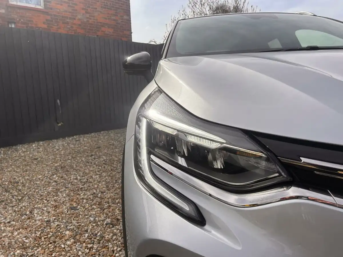 2021-renault-captur-13-tce-rs-line-edc-auto-big-8