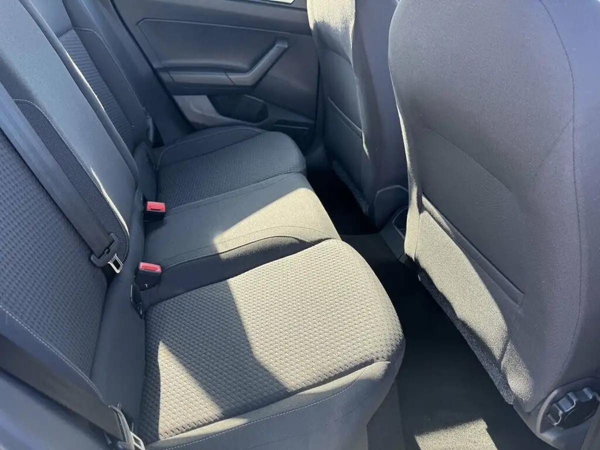 2018-volkswagen-polo-10-tsi-se-big-14